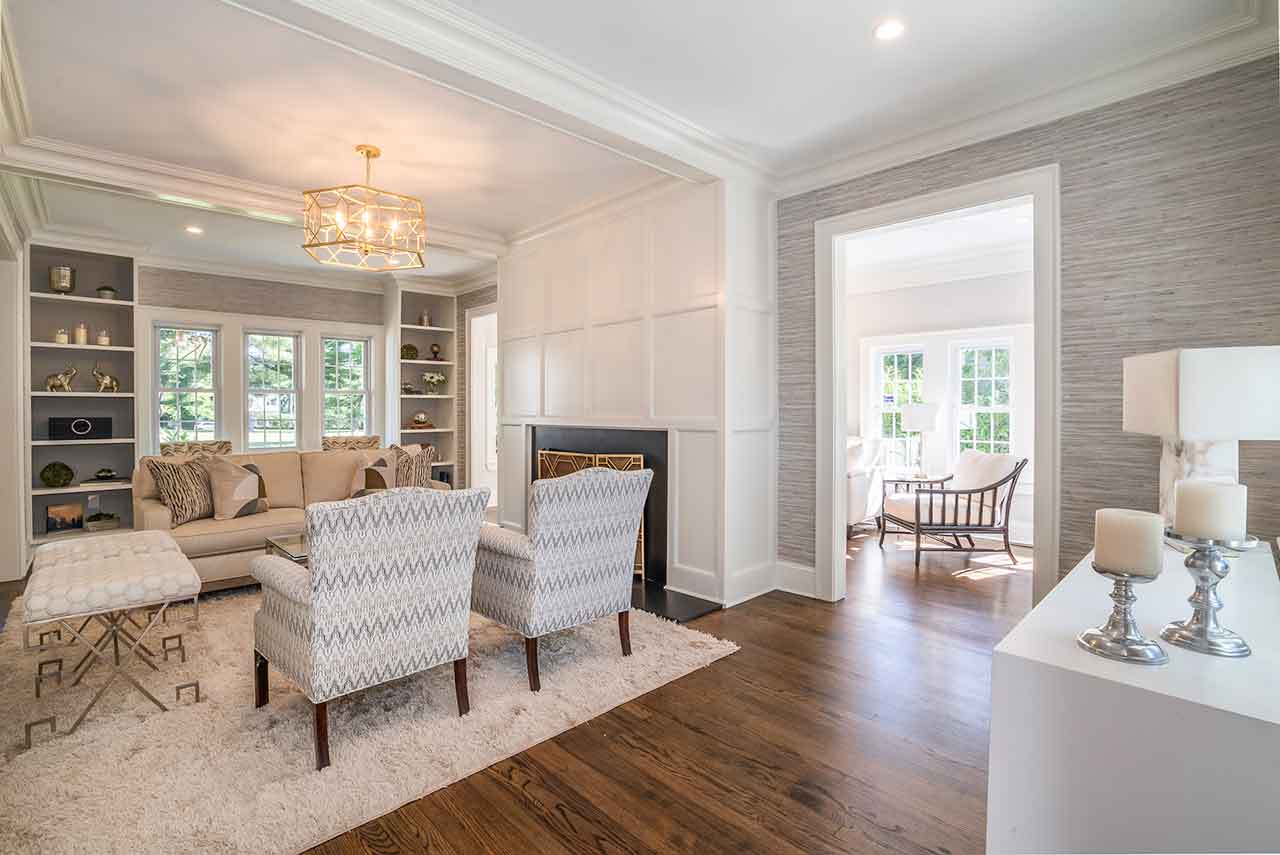 Plandome-living-room-sunroom