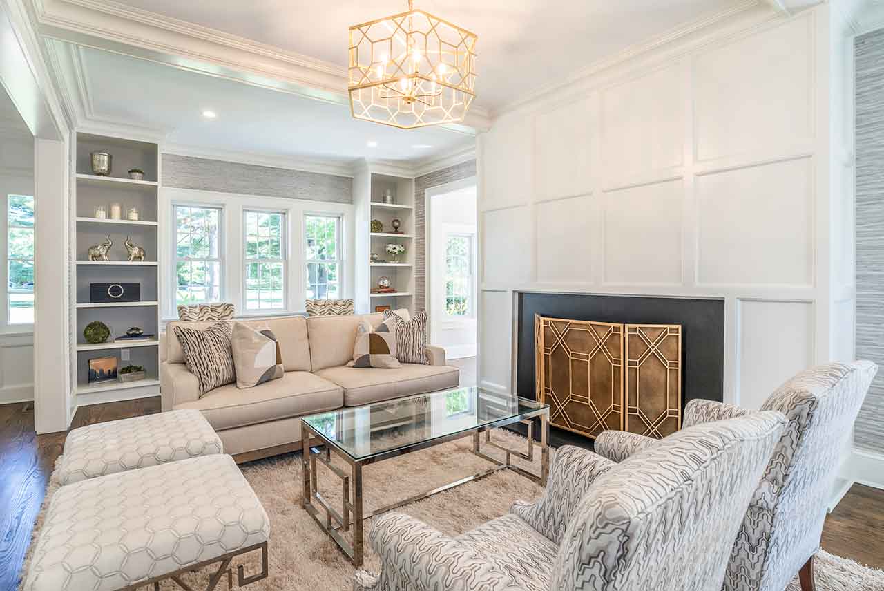 Plandome-living-room-view